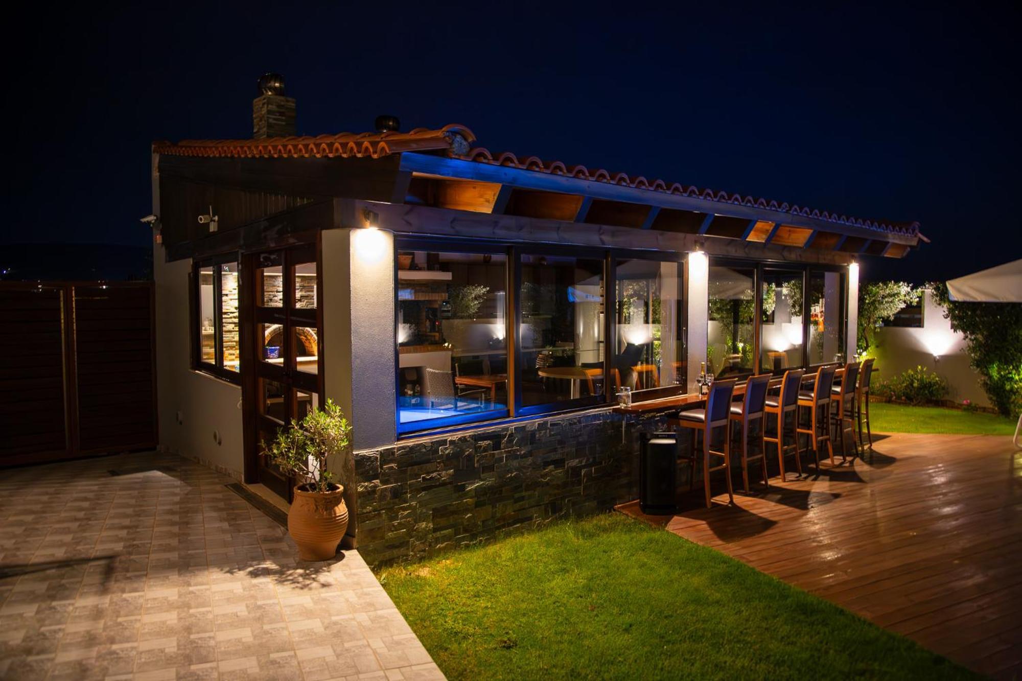 A Cozy Eco Villa By The Sea Guwes Zewnętrze zdjęcie